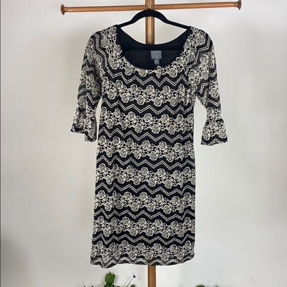 Rabbit Rabbit Rabbit dress - Picture 2 of 7